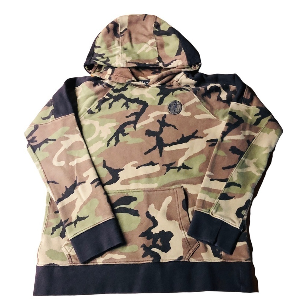 NIKE & NBA - BOYS SIZE 14/16 CAMOUFLAGE DALLAS MAVERICKS HOODIE